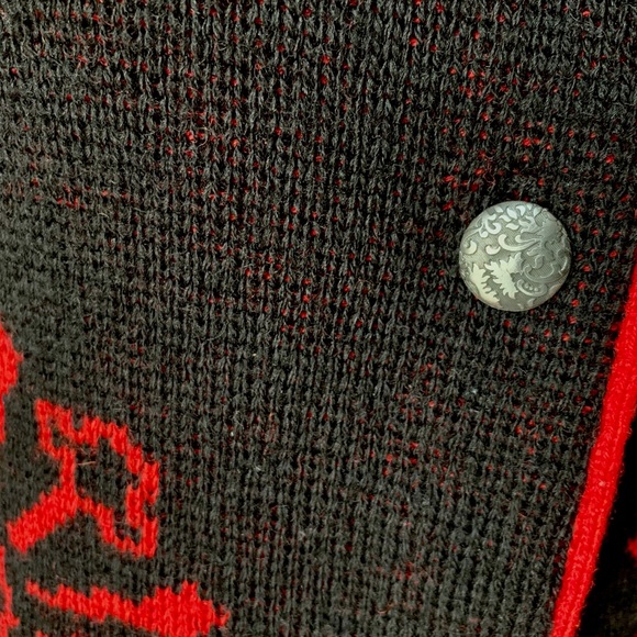 Vintage Pendleton Virgin Wool Ornate Design Black Red cardigan - Picture 7 of 9